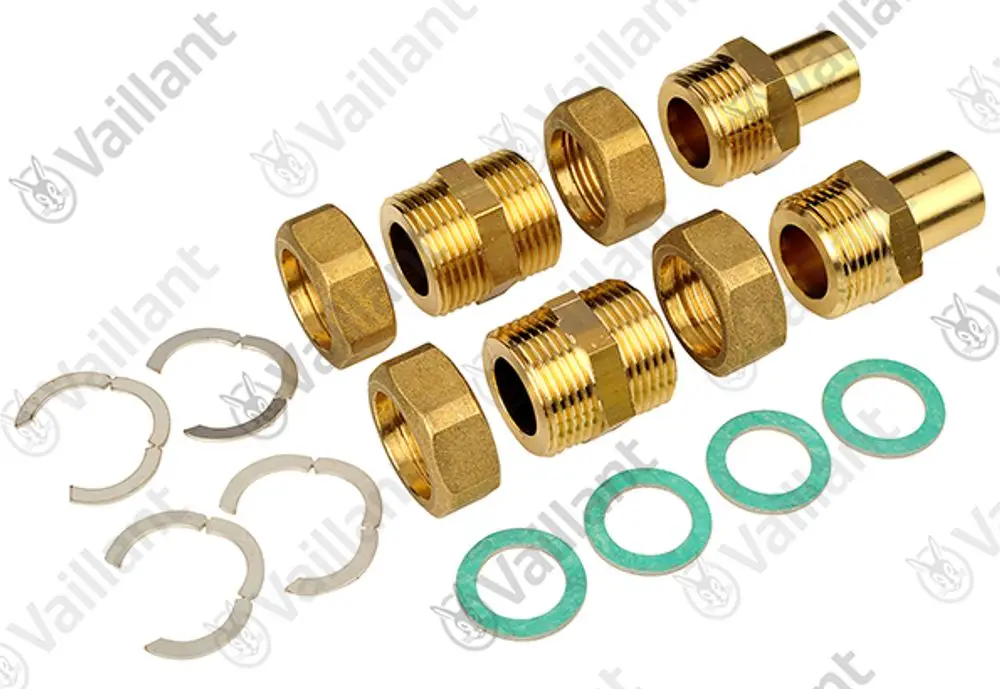 Vaillant Kupferverschraubungen und Dichtungen in verschiedenen Größen, bereit zur Installation, zusammen mit Sicherungsringen.